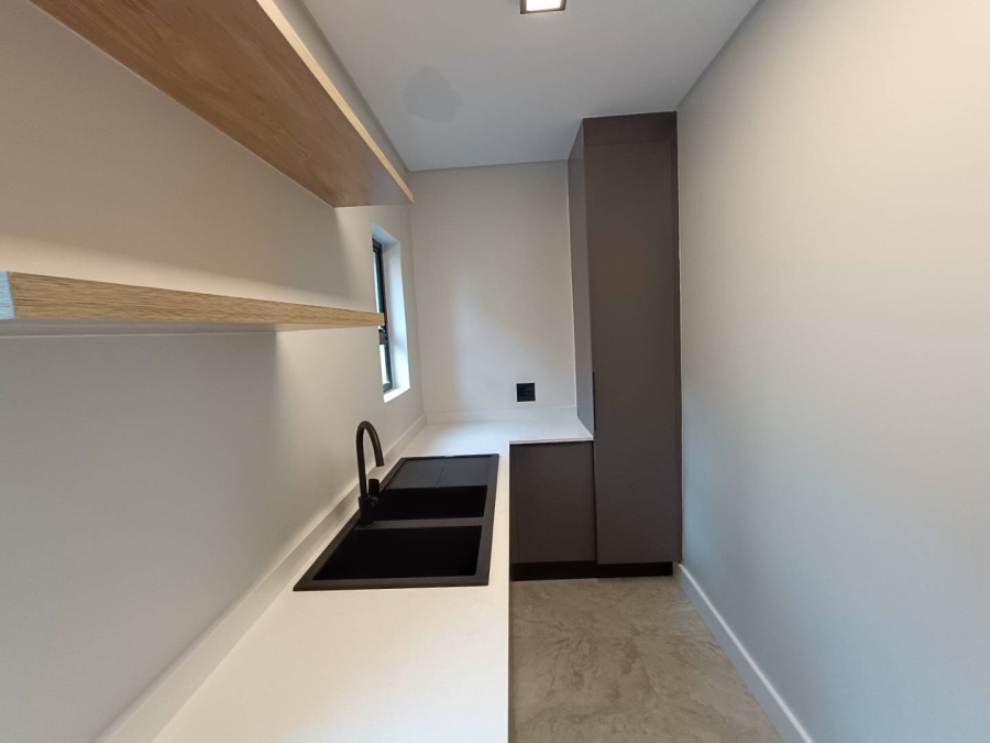 4 Bedroom Property for Sale in Midstream Estate Gauteng