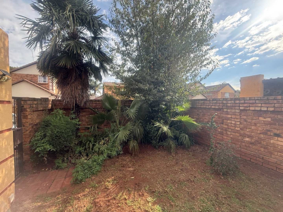 3 Bedroom Property for Sale in Glen Marais Gauteng