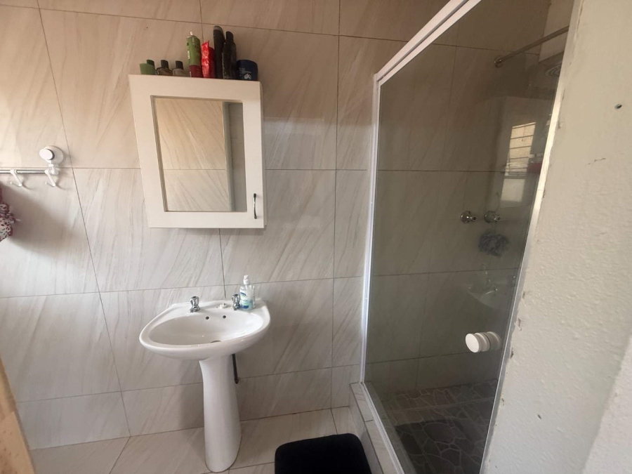 3 Bedroom Property for Sale in Glen Marais Gauteng