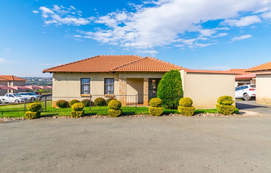 3 Bedroom Property for Sale in Groblerpark Gauteng