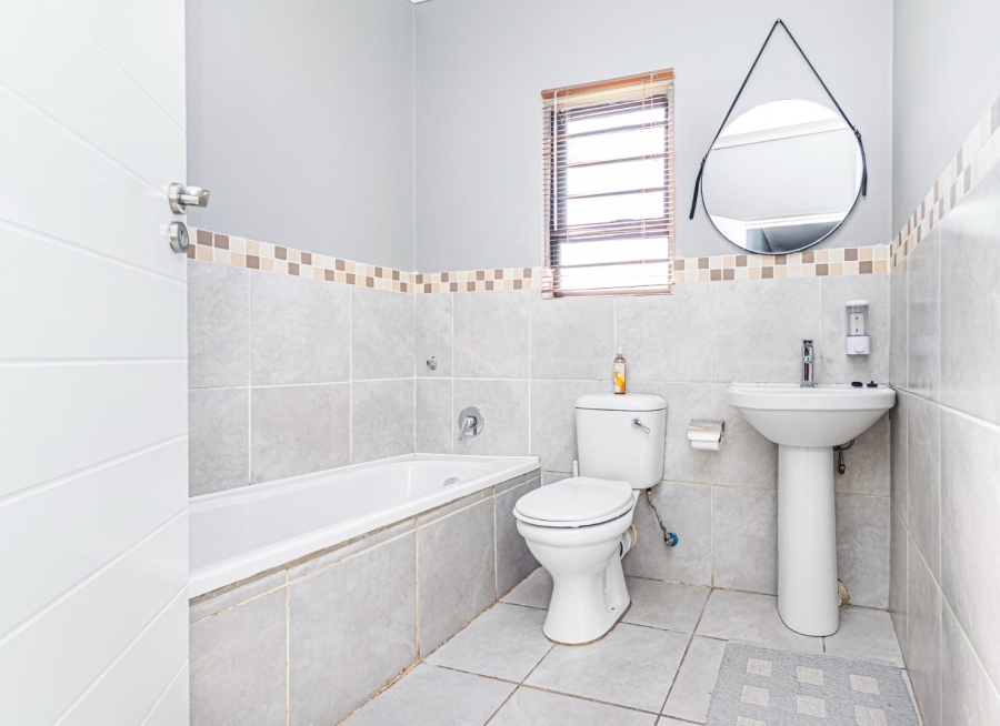 3 Bedroom Property for Sale in Groblerpark Gauteng