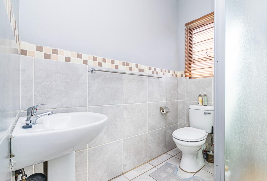 3 Bedroom Property for Sale in Groblerpark Gauteng
