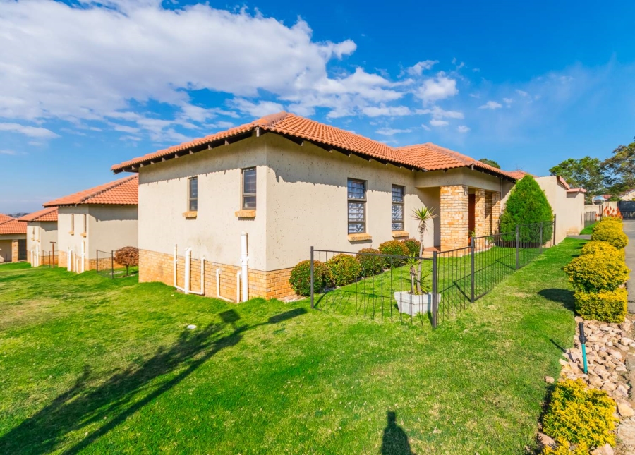 3 Bedroom Property for Sale in Groblerpark Gauteng
