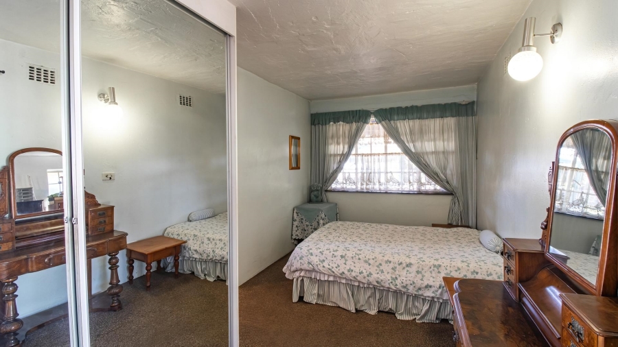 4 Bedroom Property for Sale in Verwoerdpark Gauteng