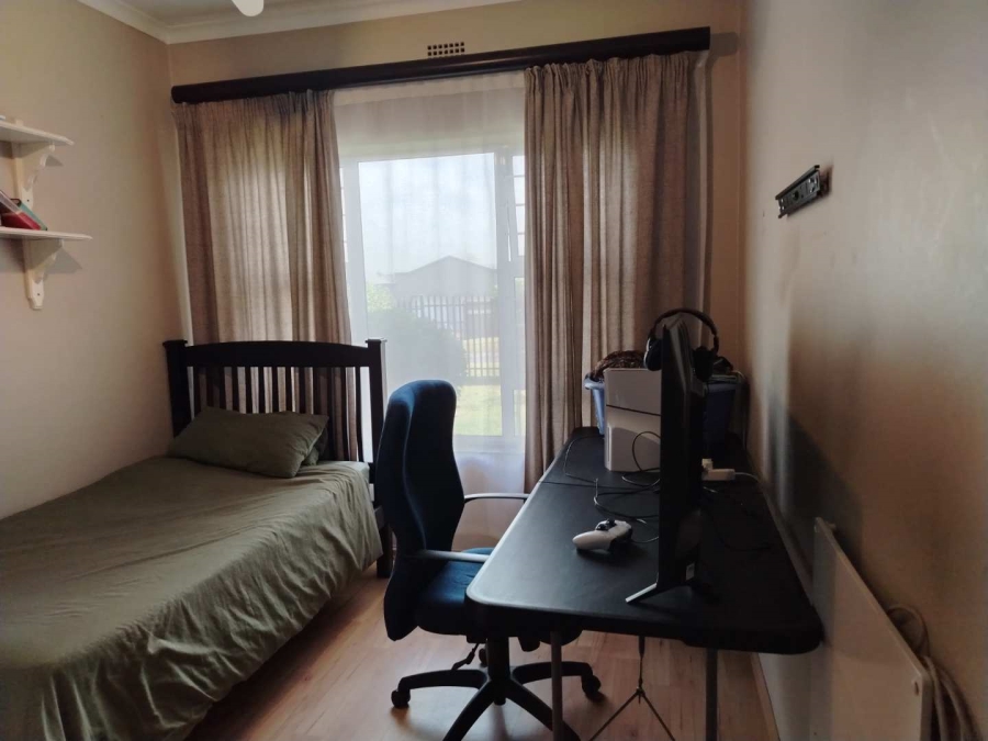 4 Bedroom Property for Sale in Verwoerdpark Gauteng
