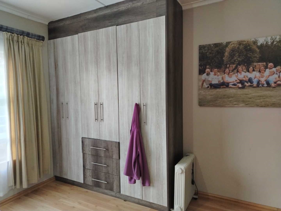 4 Bedroom Property for Sale in Verwoerdpark Gauteng