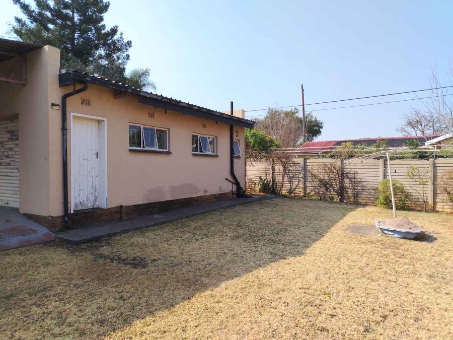 4 Bedroom Property for Sale in Verwoerdpark Gauteng