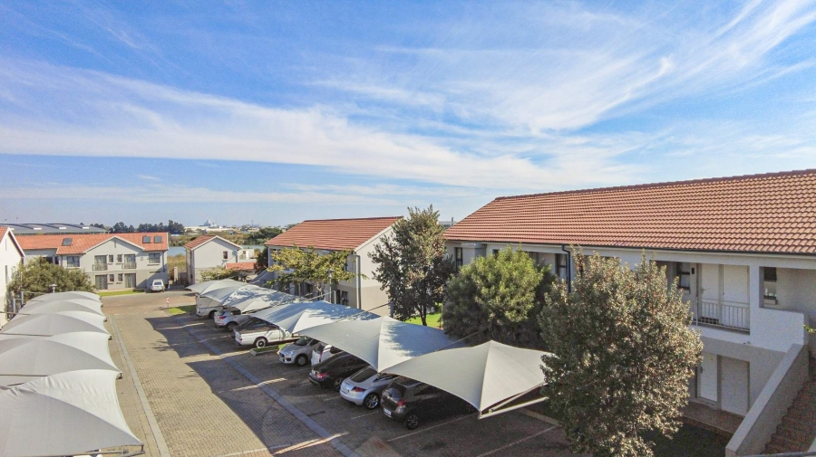 2 Bedroom Property for Sale in Lakefield Gauteng
