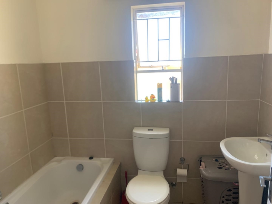 2 Bedroom Property for Sale in Aeroton Gauteng