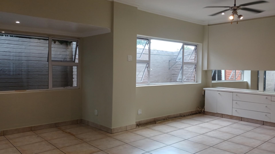 To Let 0 Bedroom Property for Rent in Blairgowrie Gauteng