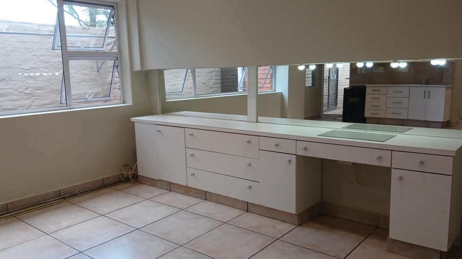 To Let 0 Bedroom Property for Rent in Blairgowrie Gauteng