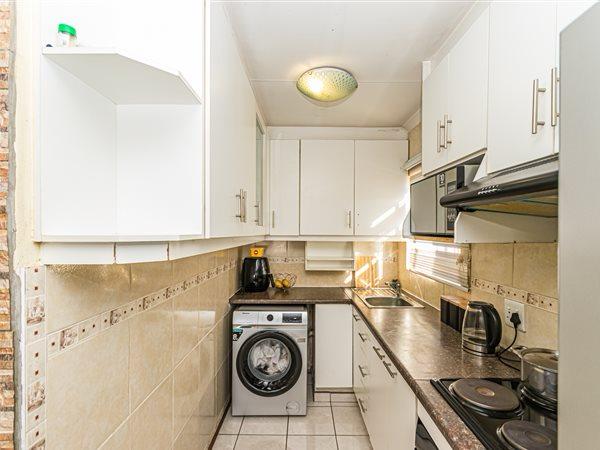 3 Bedroom Property for Sale in Protea Glen Gauteng