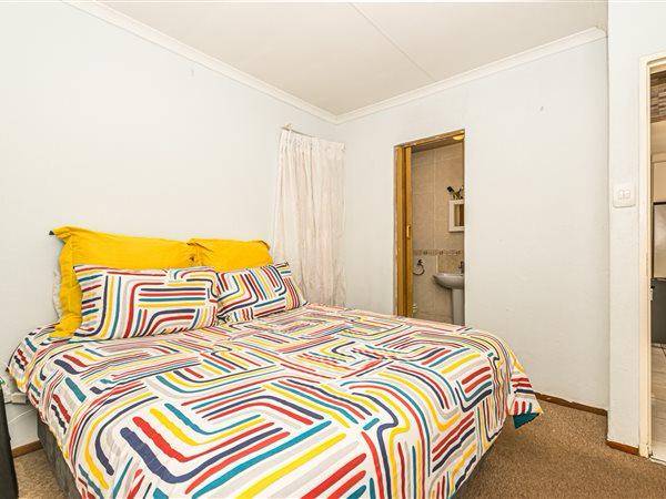 3 Bedroom Property for Sale in Protea Glen Gauteng