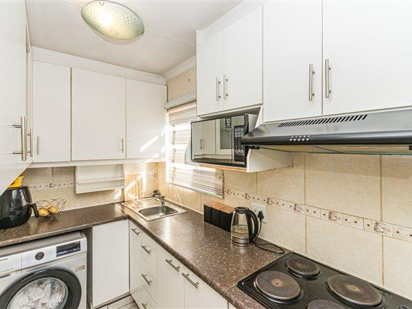 3 Bedroom Property for Sale in Protea Glen Gauteng