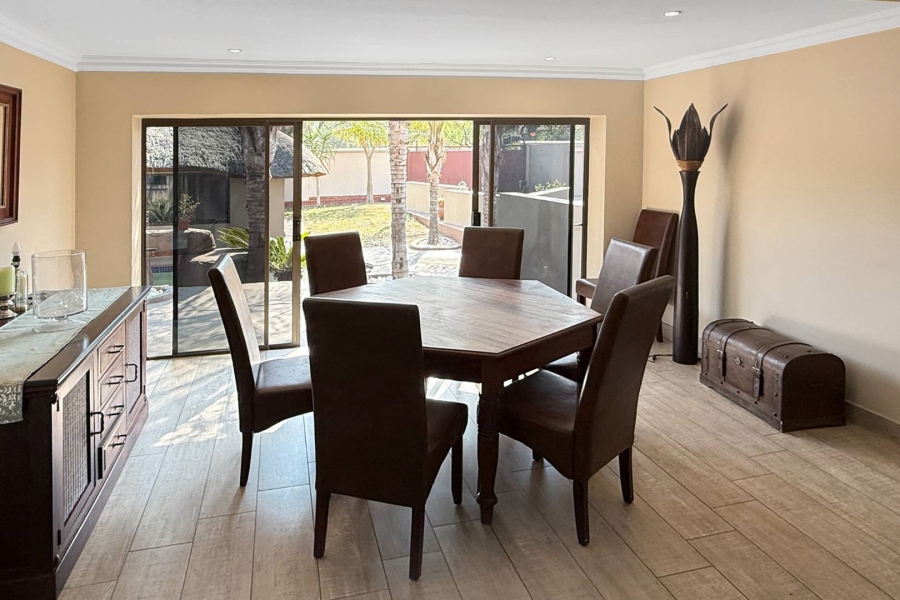 To Let 4 Bedroom Property for Rent in Fourways Gauteng