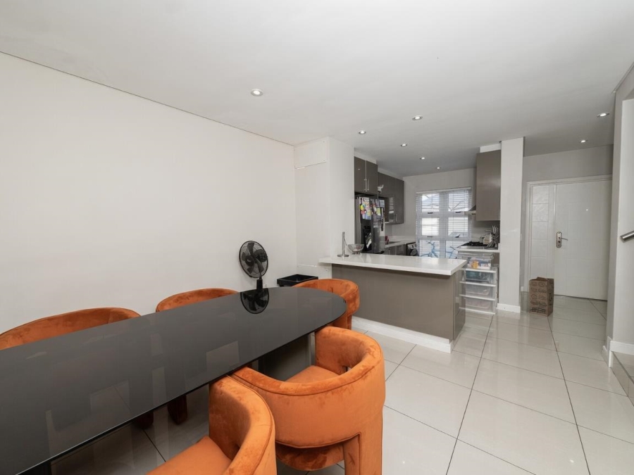4 Bedroom Property for Sale in Bryanston Gauteng