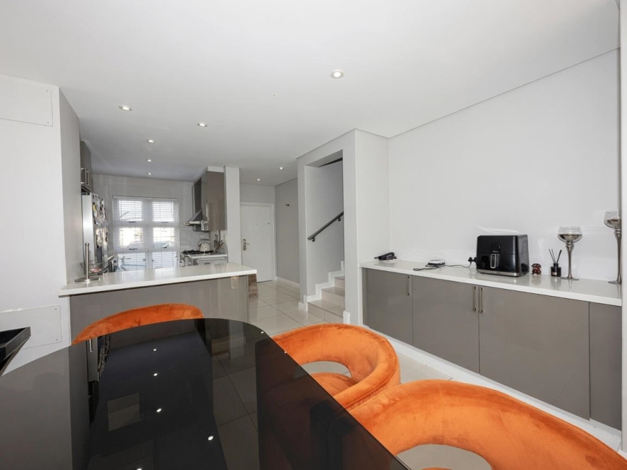 4 Bedroom Property for Sale in Bryanston Gauteng