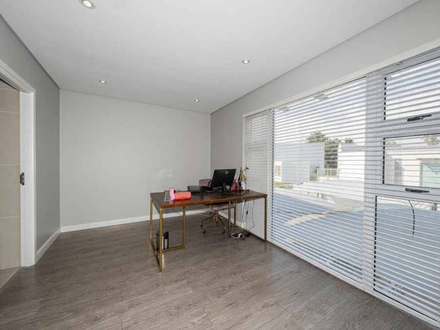 4 Bedroom Property for Sale in Bryanston Gauteng