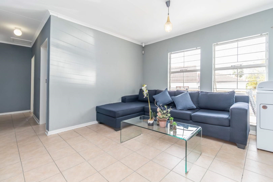 6 Bedroom Property for Sale in Bloubosrand Gauteng