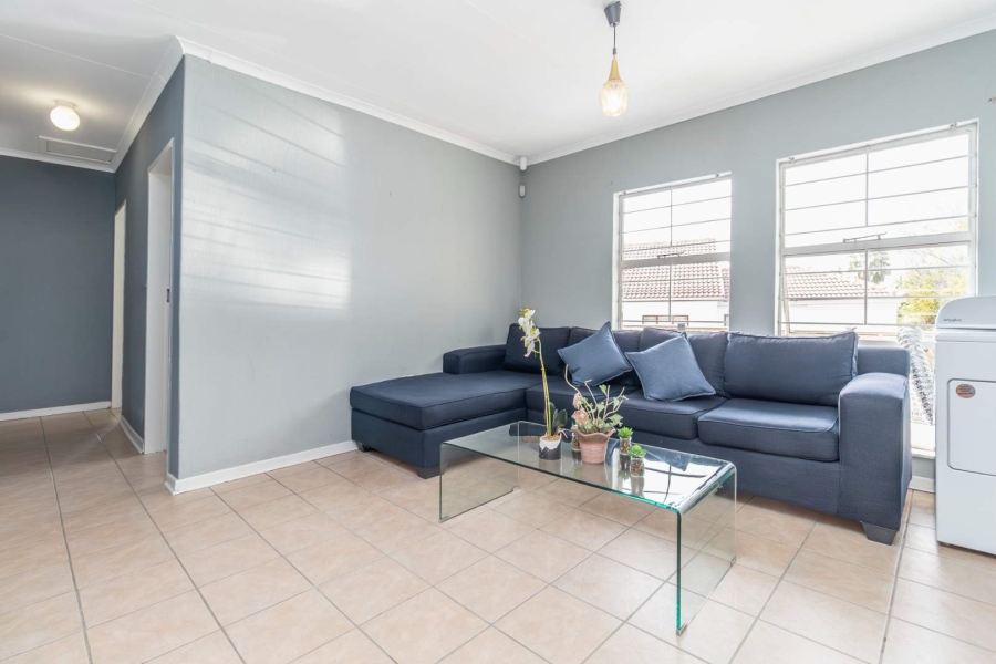 6 Bedroom Property for Sale in Bloubosrand Gauteng