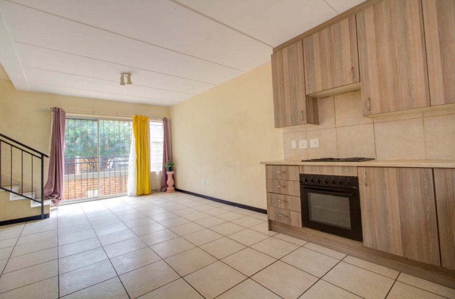 3 Bedroom Property for Sale in Wilgeheuwel Gauteng