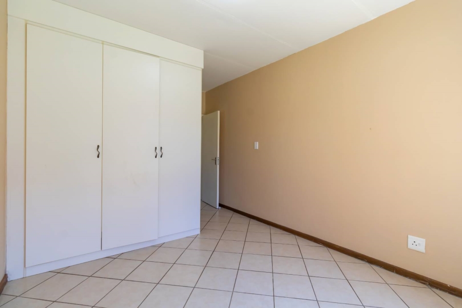 2 Bedroom Property for Sale in Honeypark Gauteng