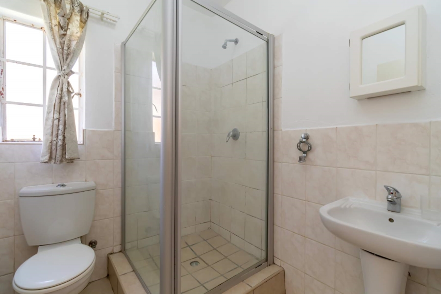 2 Bedroom Property for Sale in Honeypark Gauteng