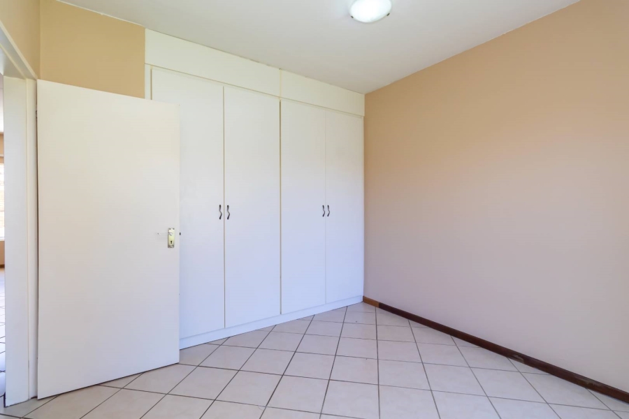2 Bedroom Property for Sale in Honeypark Gauteng