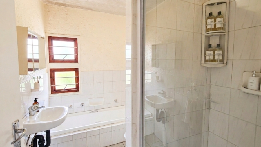 2 Bedroom Property for Sale in Sandown Gauteng