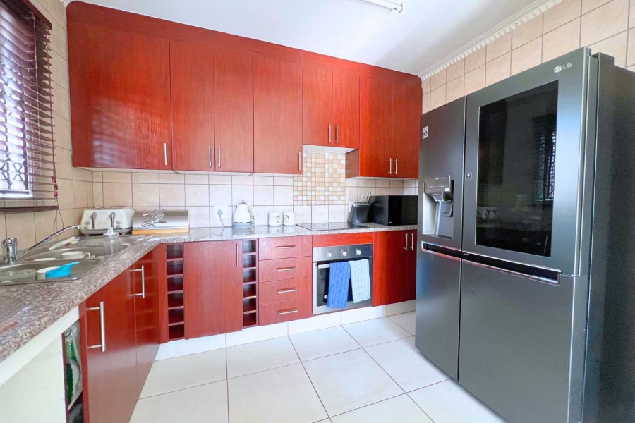 4 Bedroom Property for Sale in Annlin Gauteng