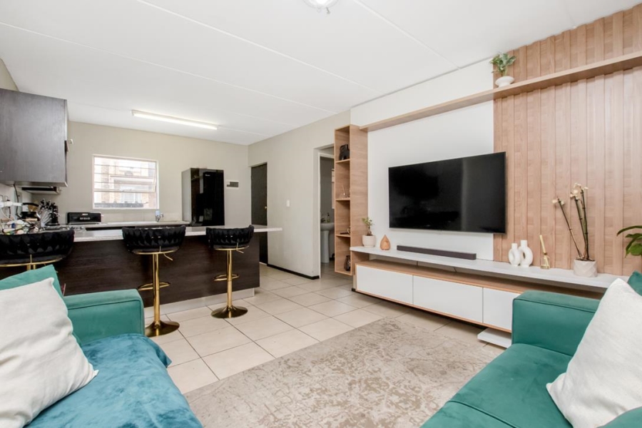 2 Bedroom Property for Sale in Honeypark Gauteng