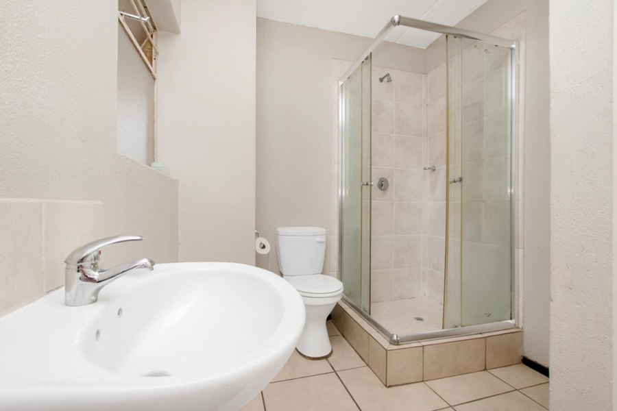2 Bedroom Property for Sale in Honeypark Gauteng