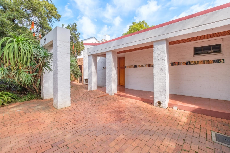 3 Bedroom Property for Sale in Waterkloof Gauteng