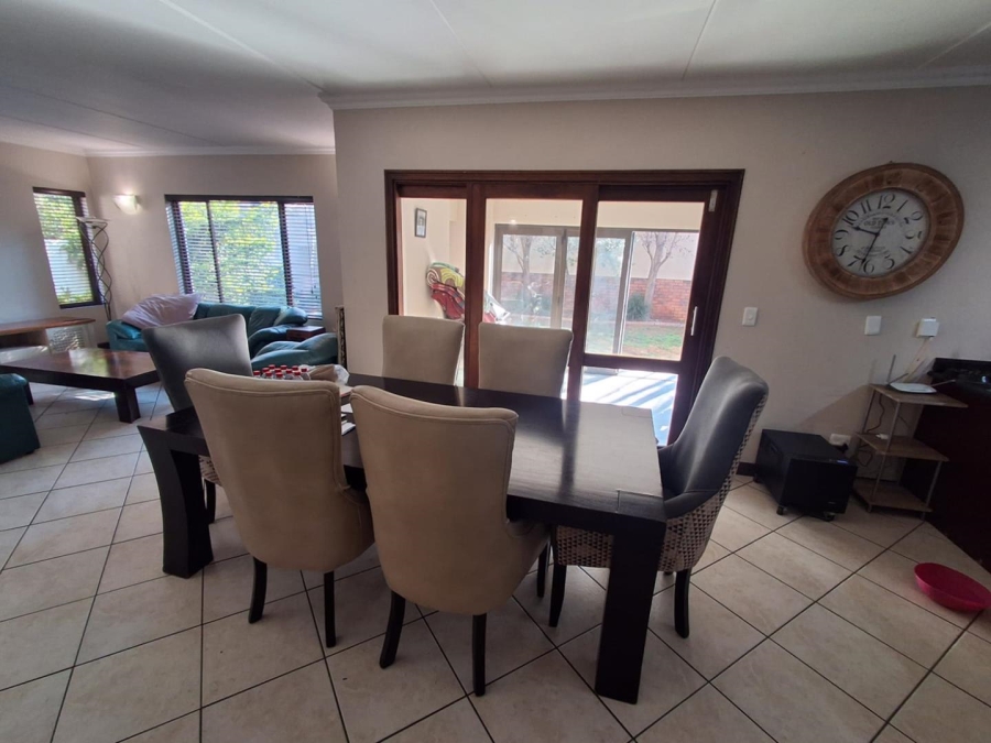 3 Bedroom Property for Sale in Glenvista Gauteng