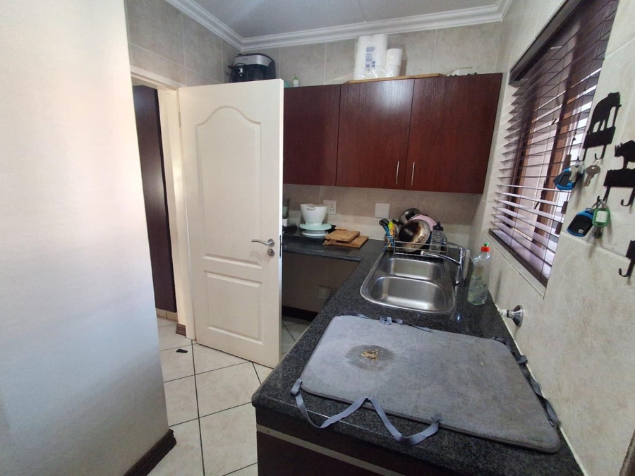 3 Bedroom Property for Sale in Glenvista Gauteng
