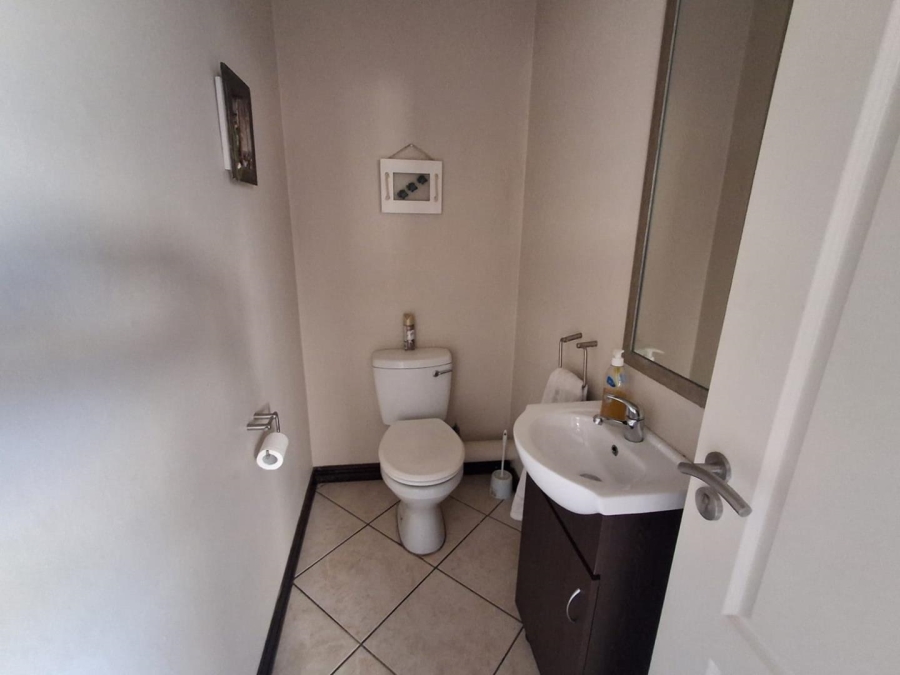 3 Bedroom Property for Sale in Glenvista Gauteng