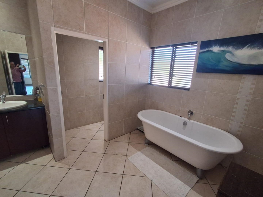 3 Bedroom Property for Sale in Glenvista Gauteng