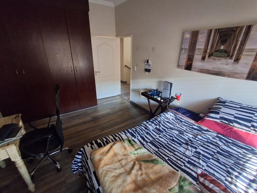 3 Bedroom Property for Sale in Glenvista Gauteng