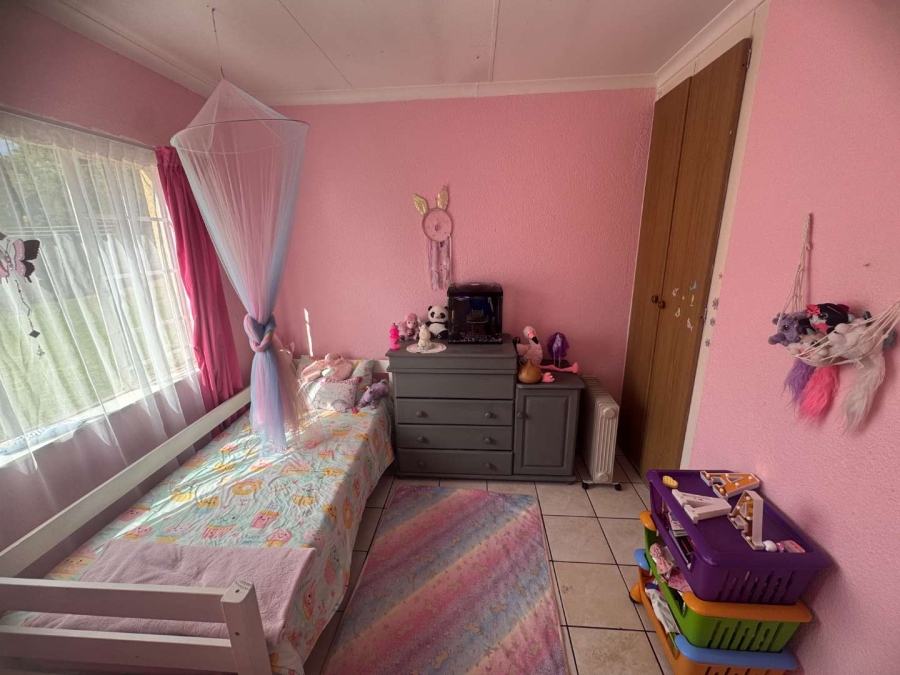 3 Bedroom Property for Sale in Brackendowns Gauteng