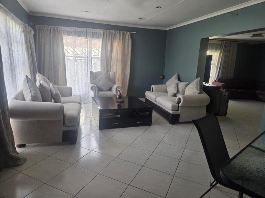 To Let 3 Bedroom Property for Rent in Doornpoort Gauteng