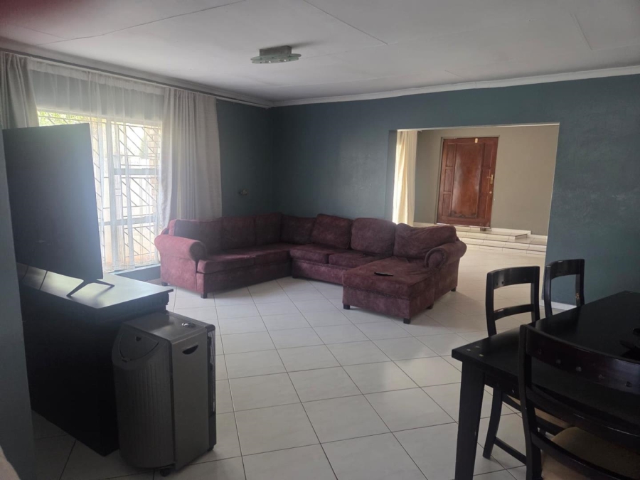 To Let 3 Bedroom Property for Rent in Doornpoort Gauteng