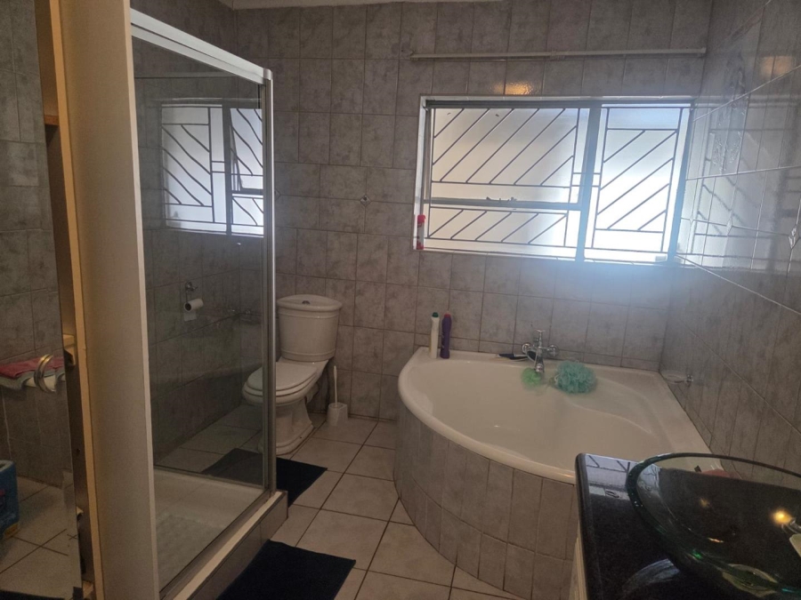 To Let 3 Bedroom Property for Rent in Doornpoort Gauteng