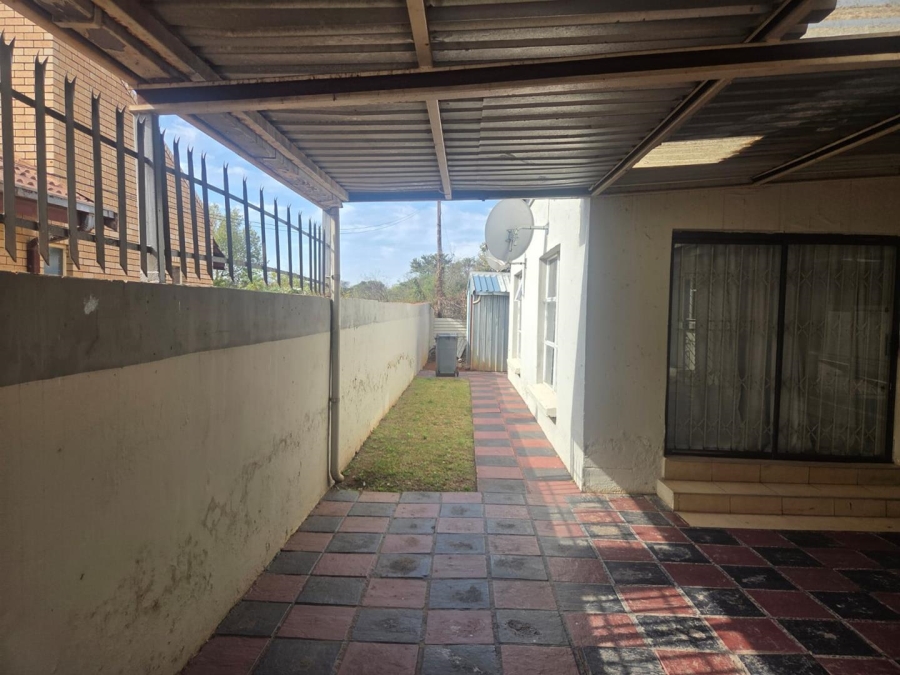 To Let 3 Bedroom Property for Rent in Doornpoort Gauteng