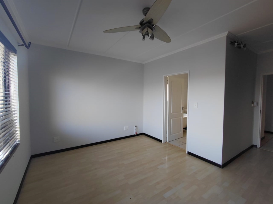 2 Bedroom Property for Sale in Paulshof Gauteng