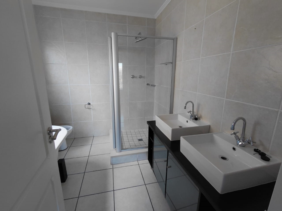 2 Bedroom Property for Sale in Paulshof Gauteng