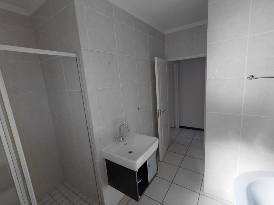 2 Bedroom Property for Sale in Paulshof Gauteng