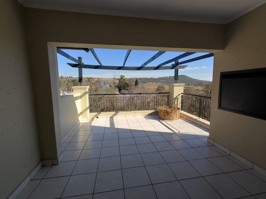 2 Bedroom Property for Sale in Paulshof Gauteng