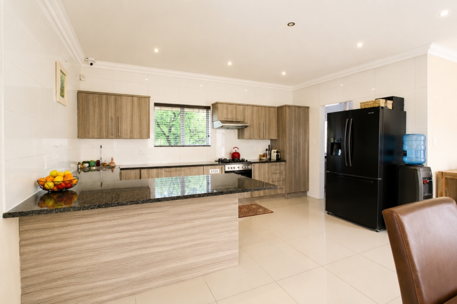 3 Bedroom Property for Sale in Blue Valley Golf Estate Gauteng