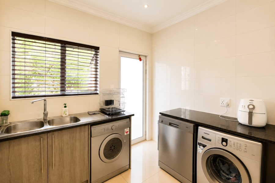 3 Bedroom Property for Sale in Blue Valley Golf Estate Gauteng