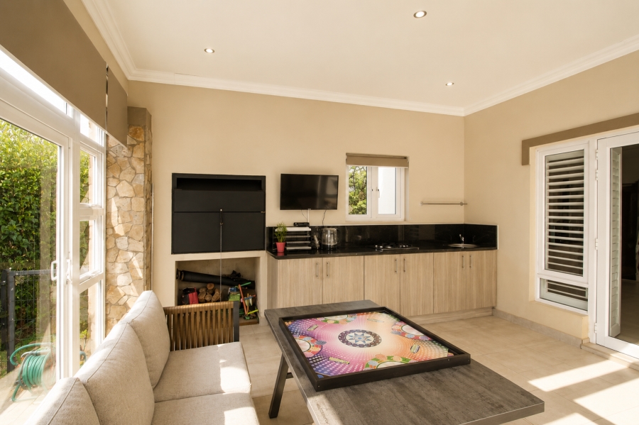 3 Bedroom Property for Sale in Blue Valley Golf Estate Gauteng